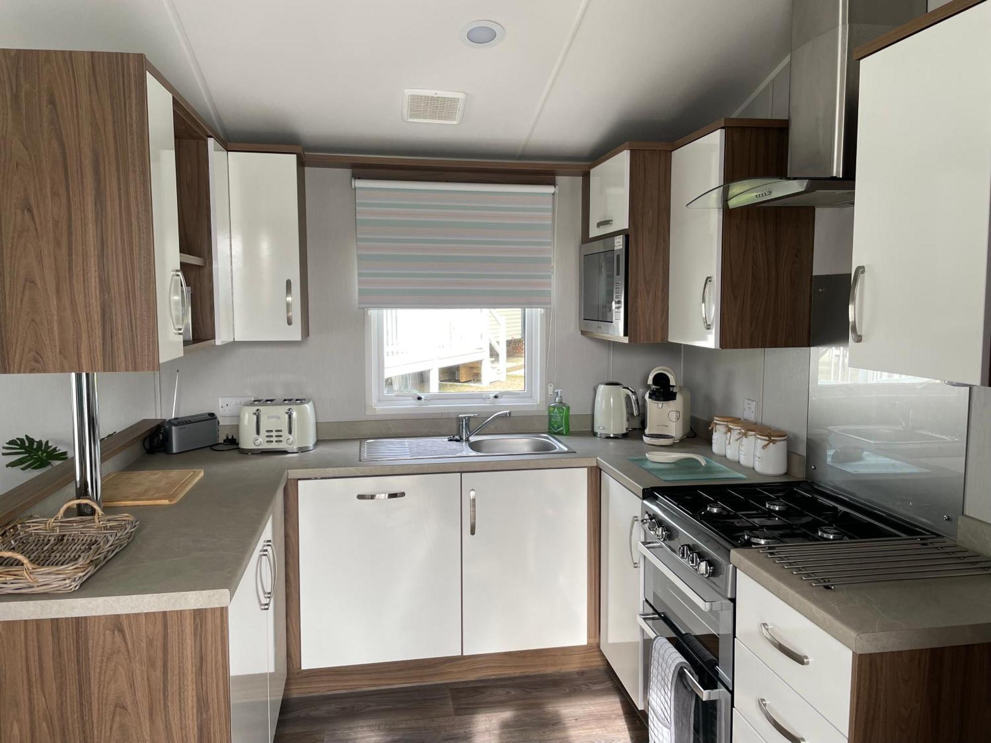 6 Berth Comfy Homely Caravan, Dog Friendly Belton with Browston Екстериор снимка